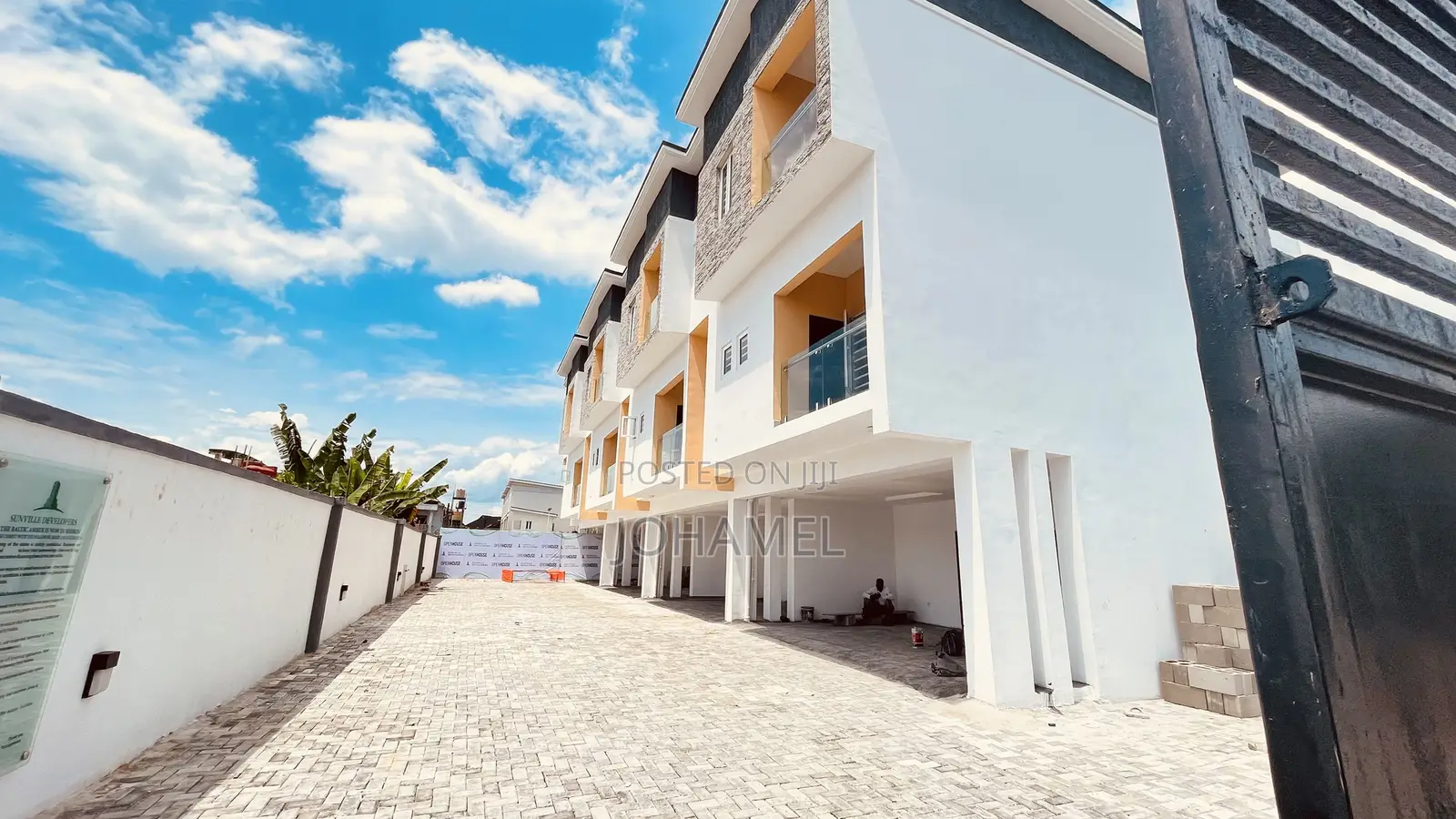 4bdrm Townhouse/Terrace at Oppst Amadi Estate, Peter Odili for Sale in Trans Amadi