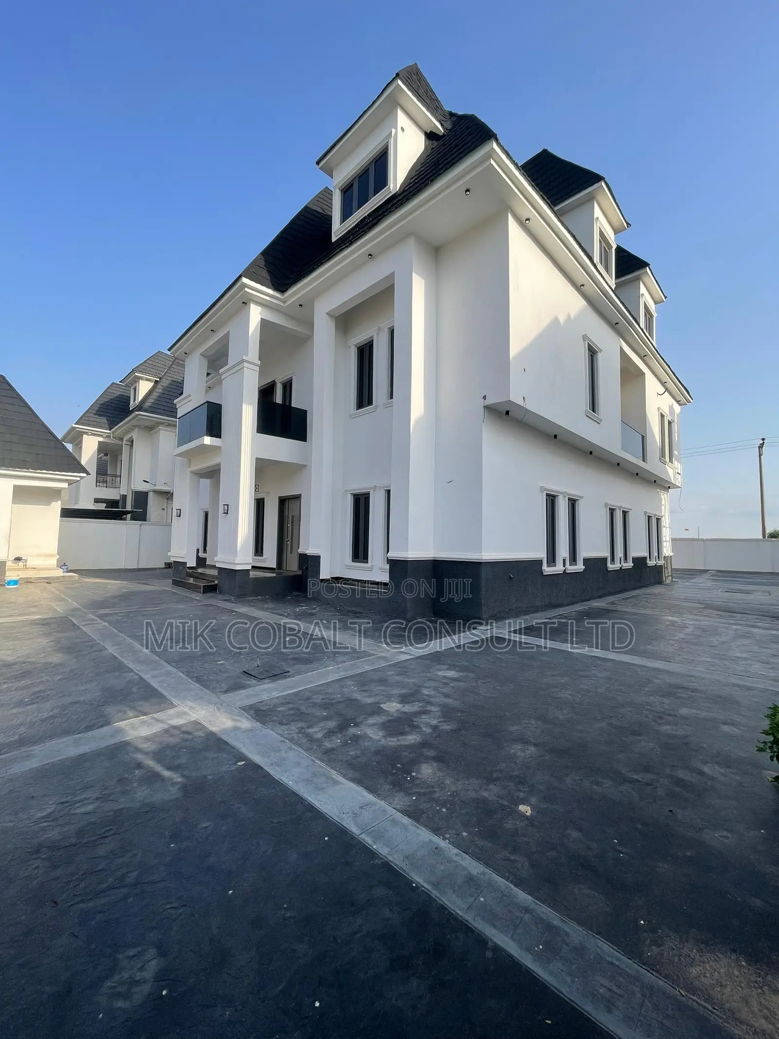 6bdrm Duplex in Karsana District, Gwarinpa for sale in Gwarinpa