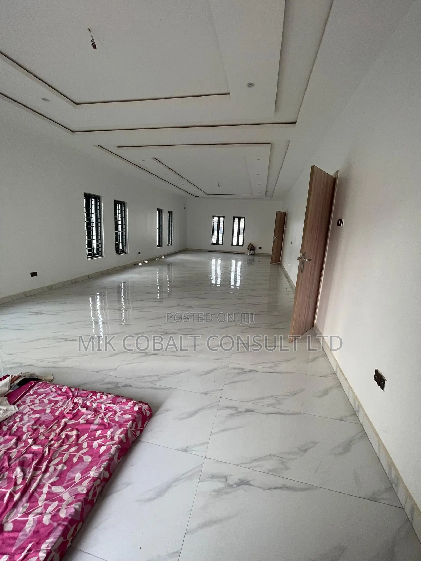 6bdrm Duplex in Karsana District, Gwarinpa for sale in Gwarinpa
