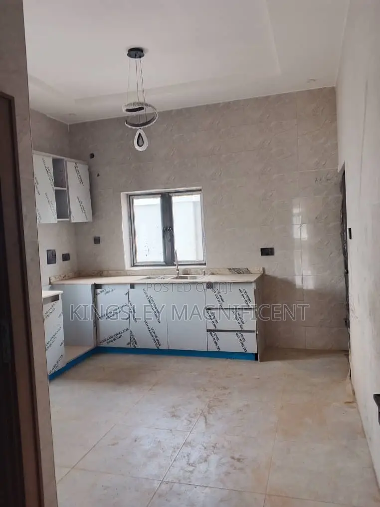 4bdrm Duplex in Mabushi for rent in Mabushi