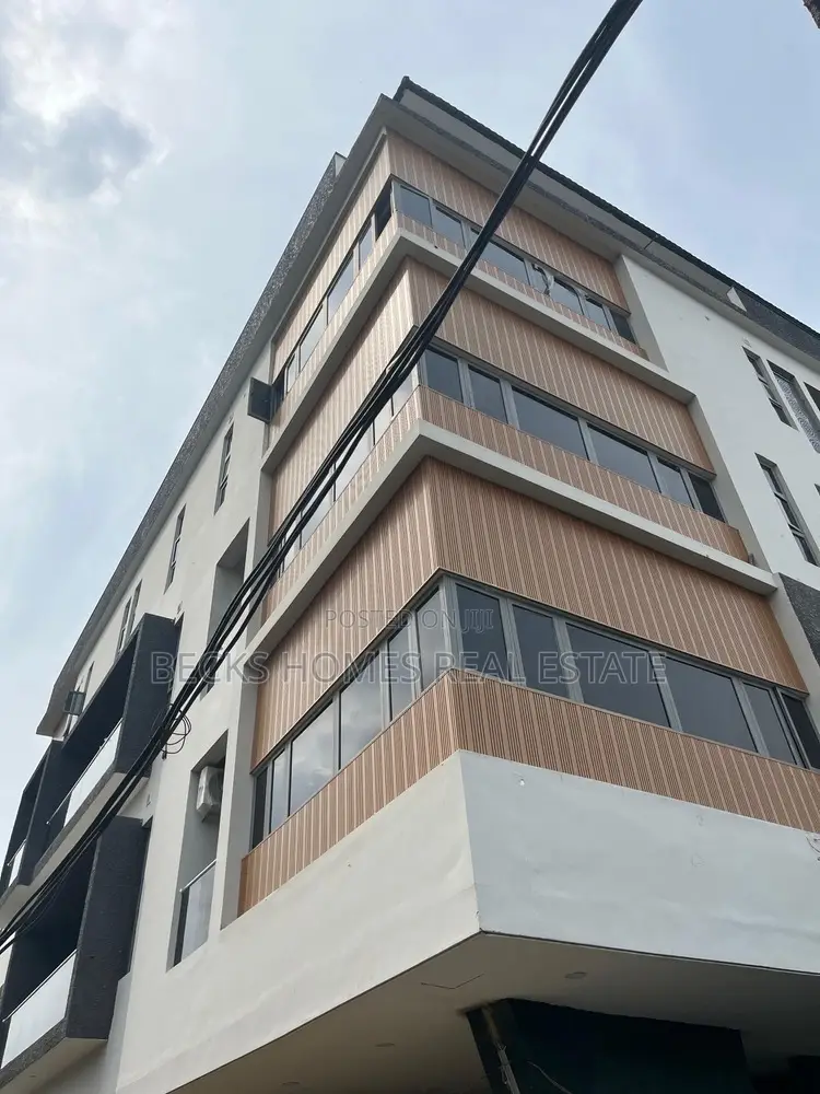 Furnished 3bdrm Apartment in Shonibare, Ikeja GRA for sale in Ikeja GRA
