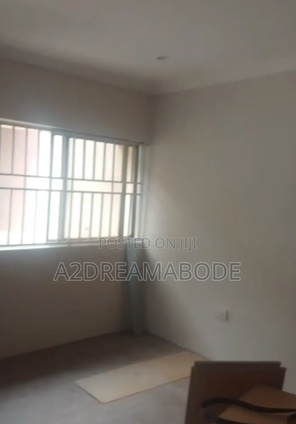 3bdrm Duplex in Off Allen Avenue for rent in Allen Avenue