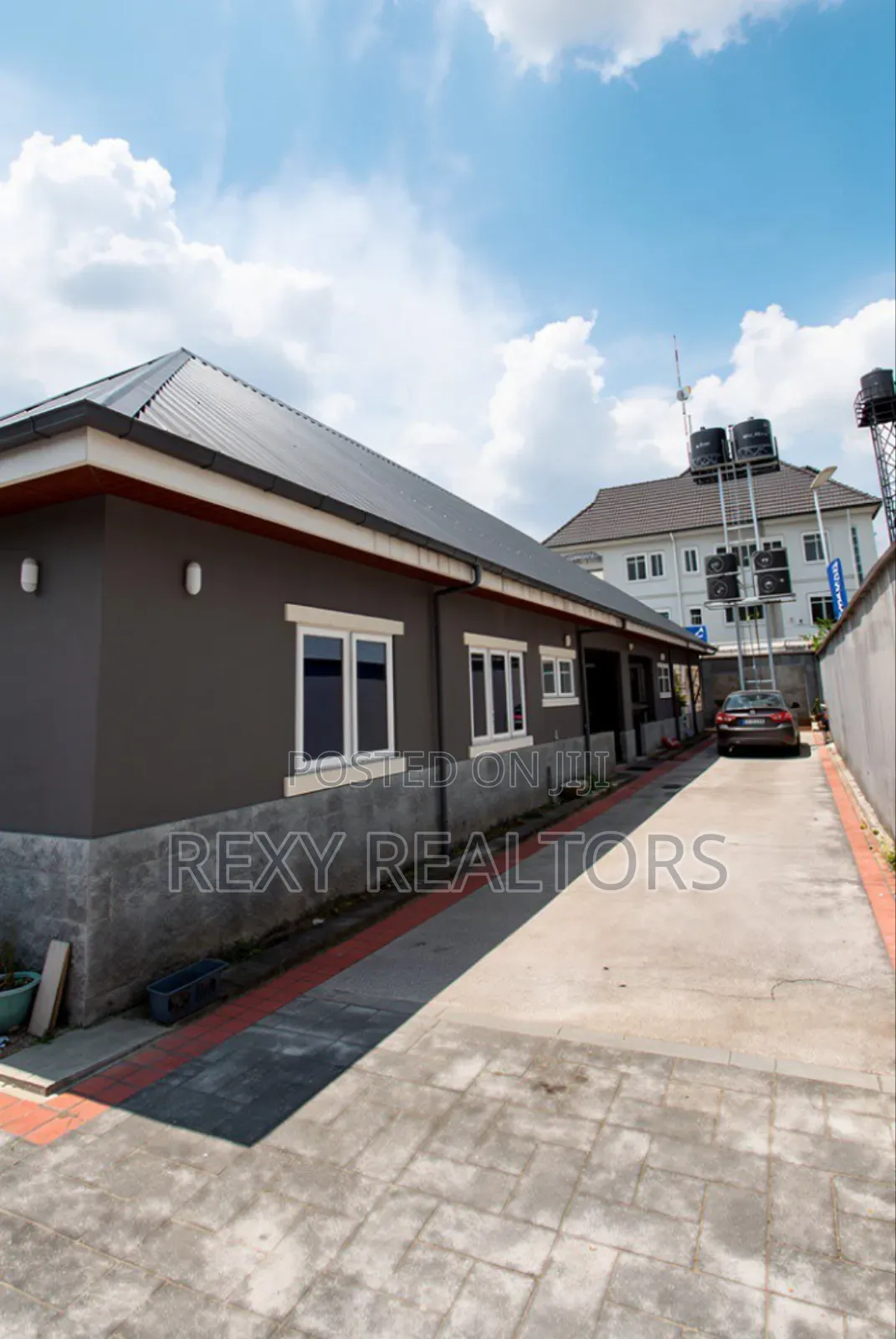 3bdrm Apartment in Eliozu for rent in Eliozu