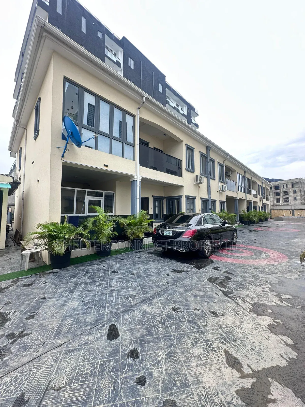 4bdrm Duplex in Lekki Phase 1 for rent in Lekki Phase 1