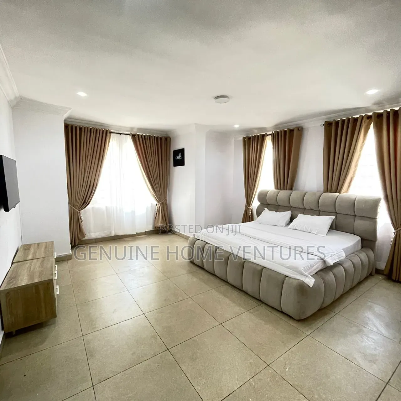 Furnished 1bdrm Apartment in Chevron for rent in Chevron