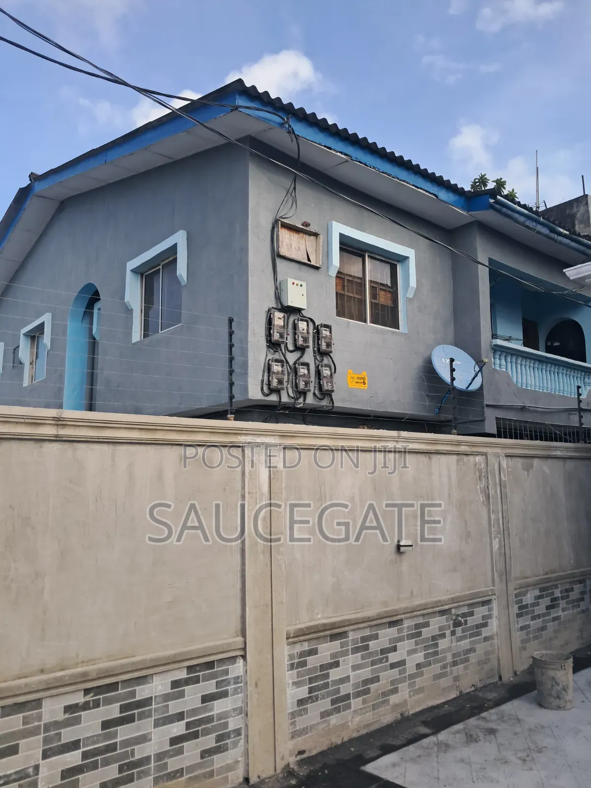 6bdrm Block of Flats in Site C, Satellite Town for sale in Satellite Town