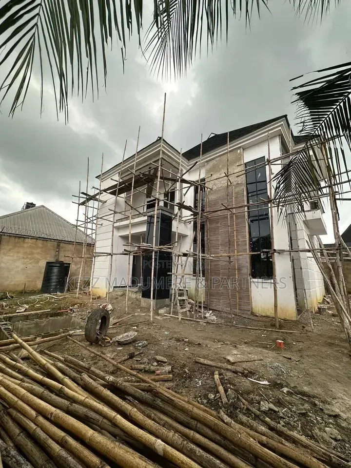 6bdrm Duplex in Igbo Etche, Rumuokwurusi for sale in Rumuokwurusi