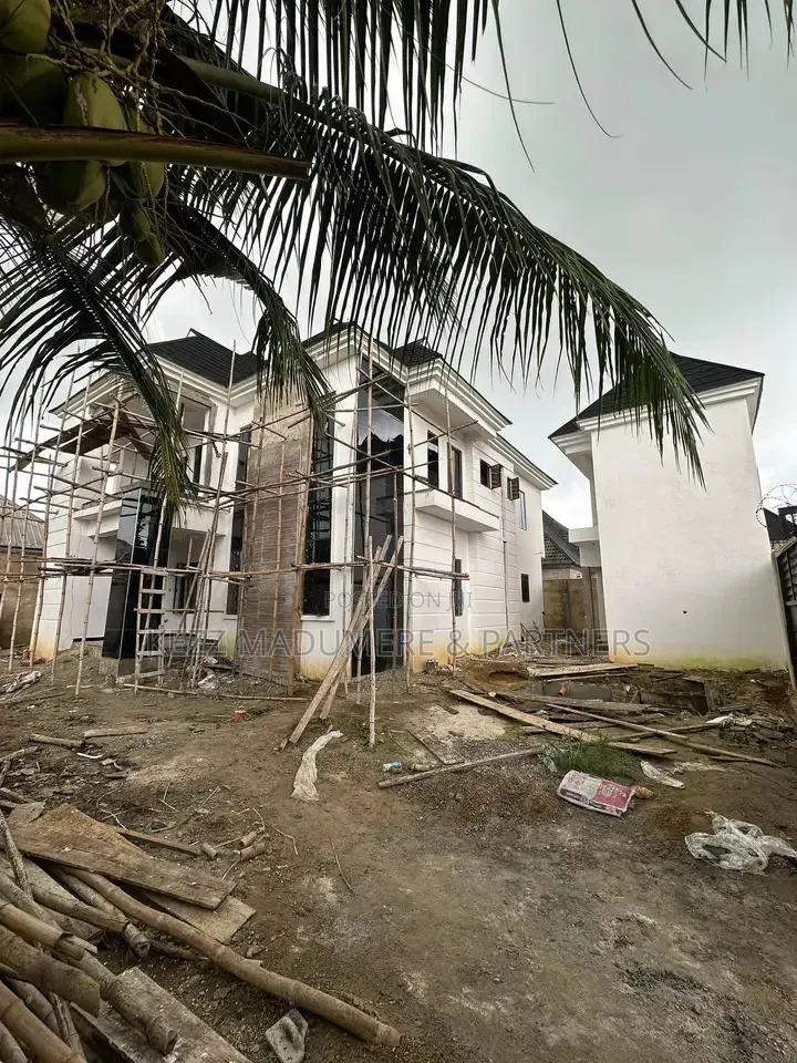 6bdrm Duplex in Igbo Etche, Rumuokwurusi for sale in Rumuokwurusi