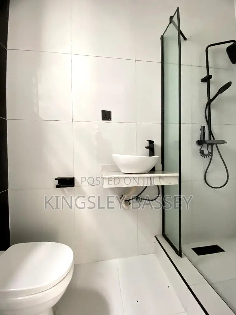 4bdrm Duplex in Ikota for sale in Ikota