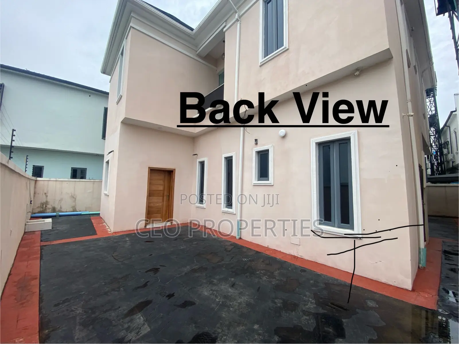 4bdrm Duplex in Ikota Vila for sale in Ikota