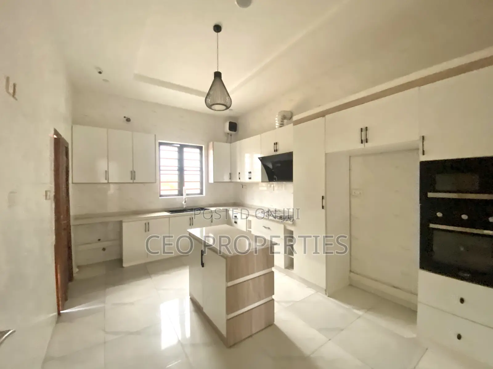 4bdrm Duplex in Ikota Vila for sale in Ikota