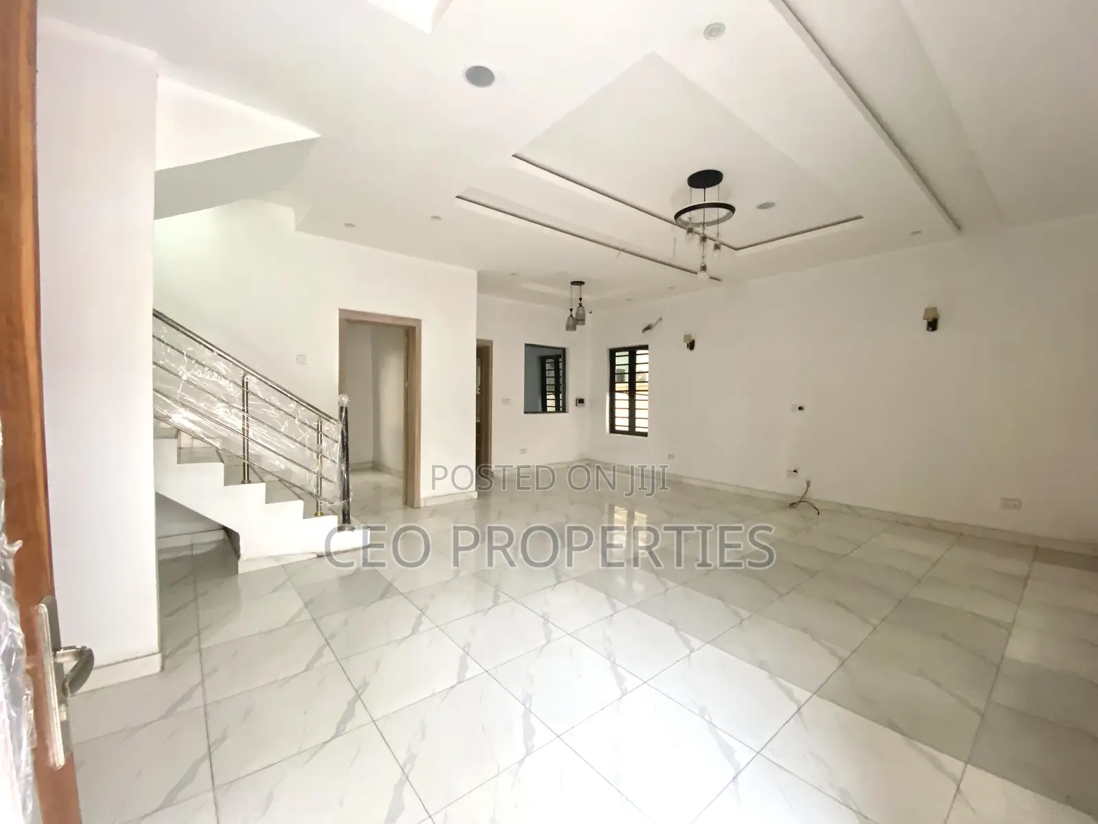 4bdrm Duplex in Ikota Vila for sale in Ikota