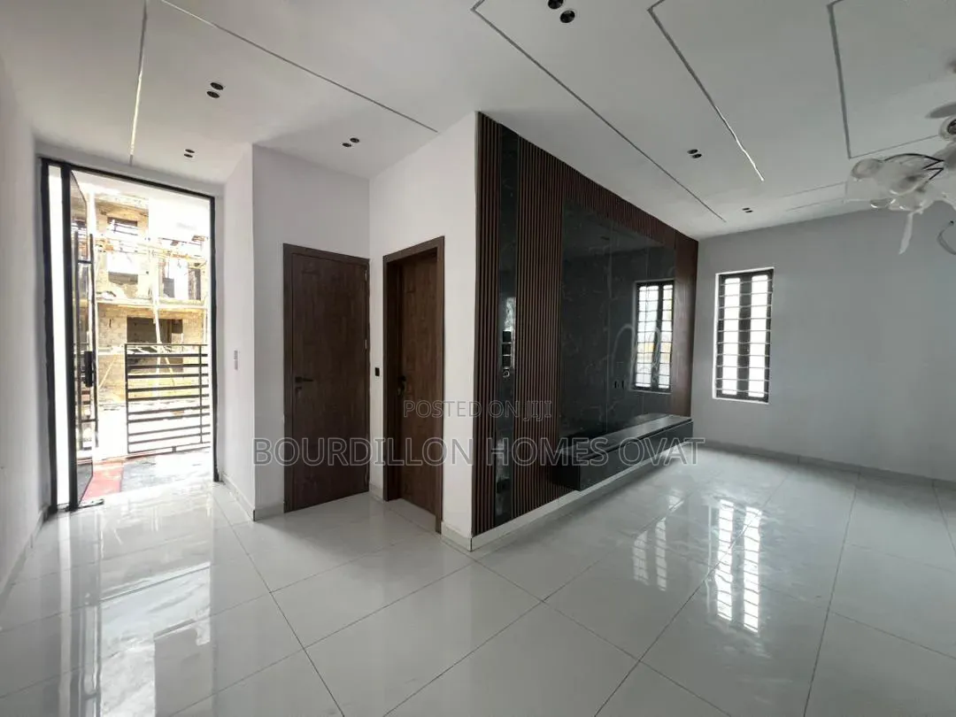 4bdrm Duplex in Lekki Palm City for sale in Ilaje / Lekki