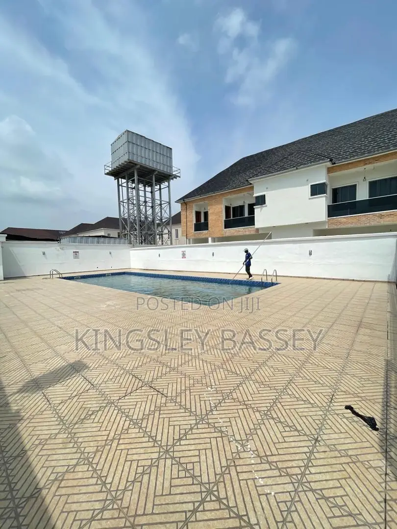 4bdrm Duplex in Orchid, Chevron for sale in Chevron