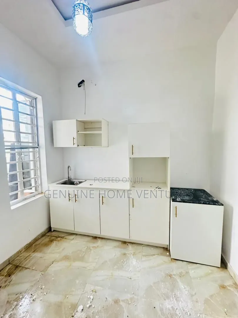 Mini Flat in Ikota Gra for rent in Ikota