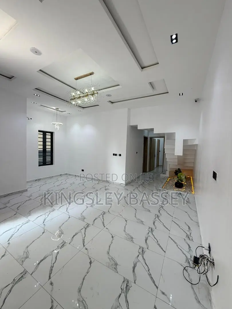 4bdrm Duplex in Orchid, Chevron for sale in Chevron