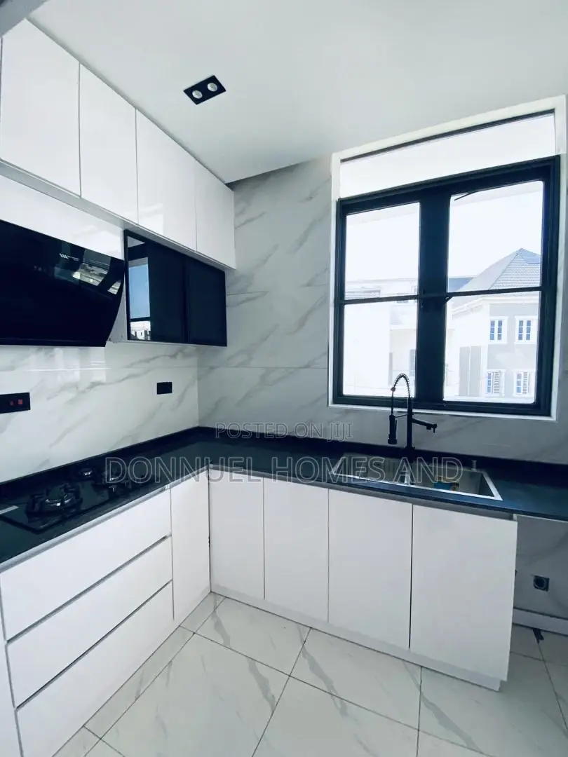 2bdrm Apartment in Ologolo for sale in Ologolo