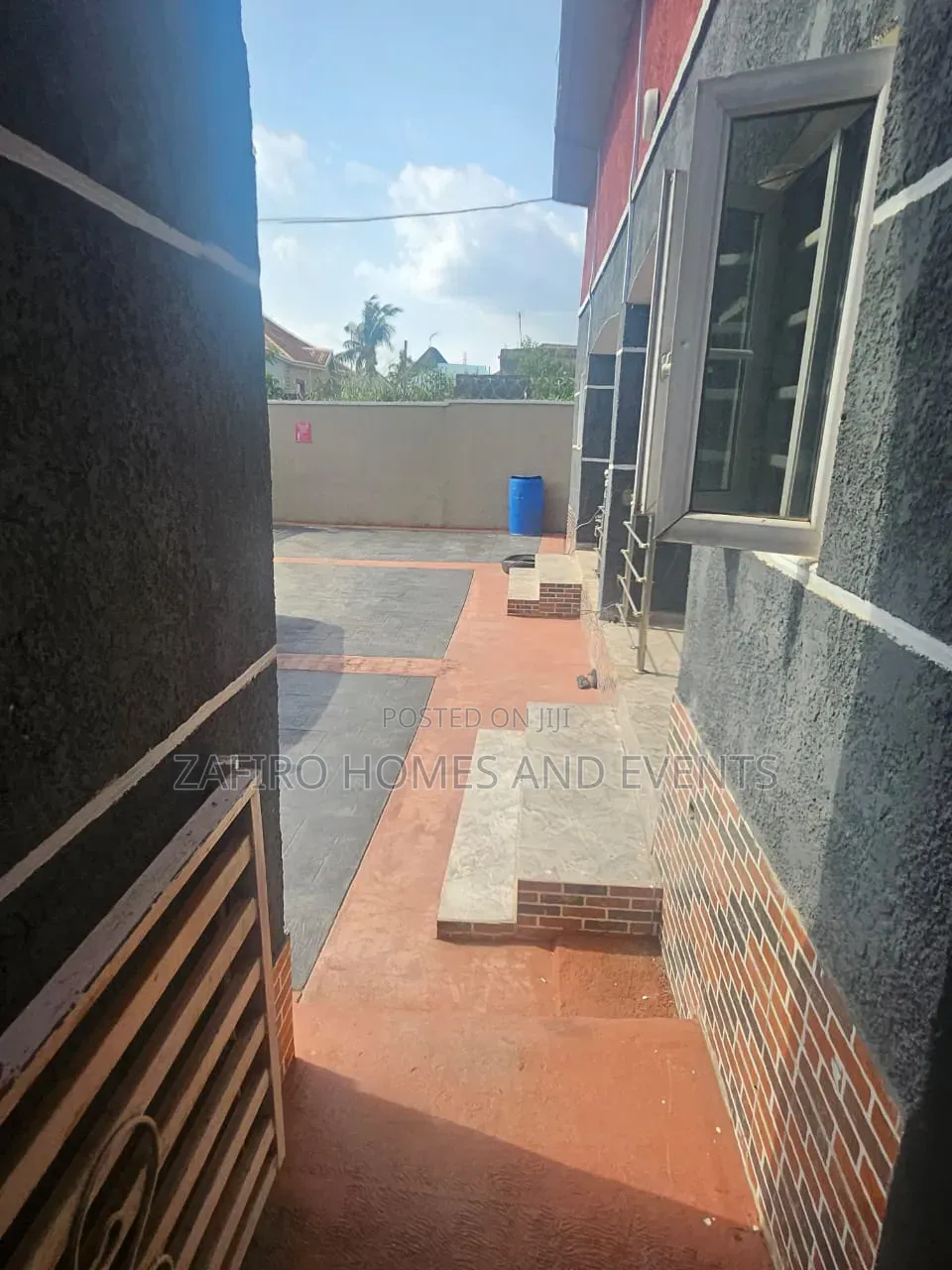 6bdrm Block of Flats in Asipa,Tipper Garage, Ibadan for sale in Ibadan