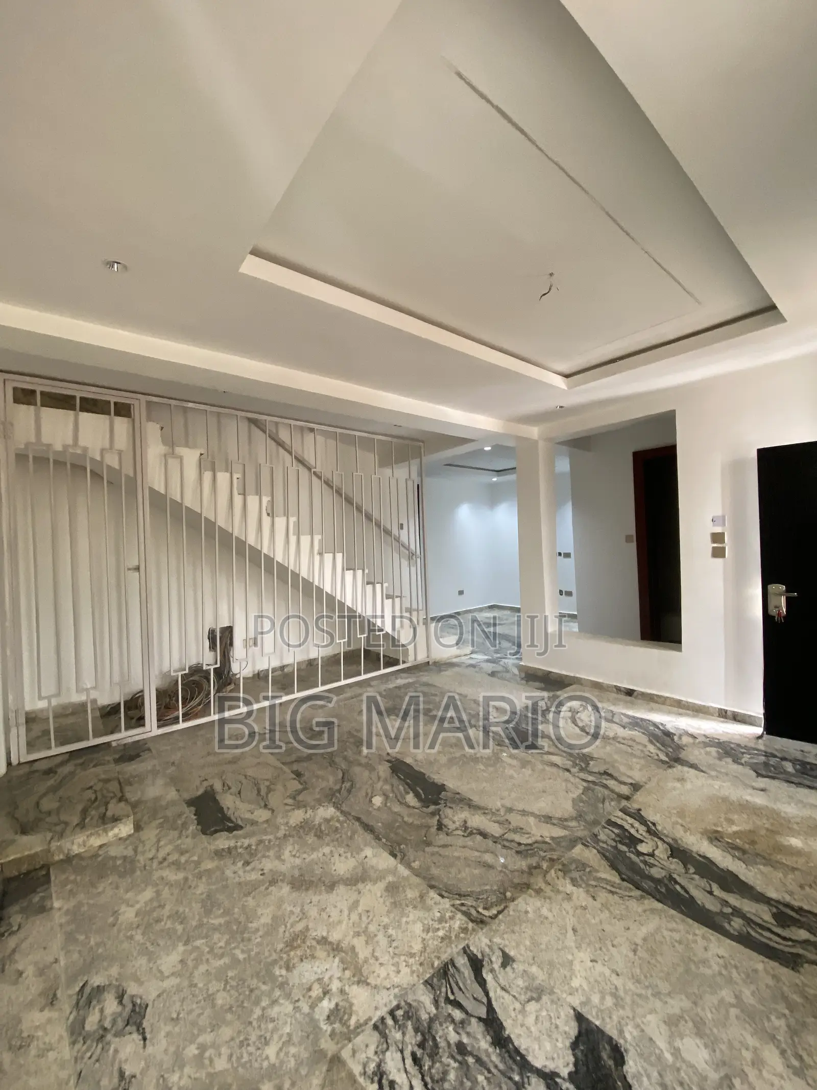 4bdrm Duplex in Guzape Main for sale in Guzape District
