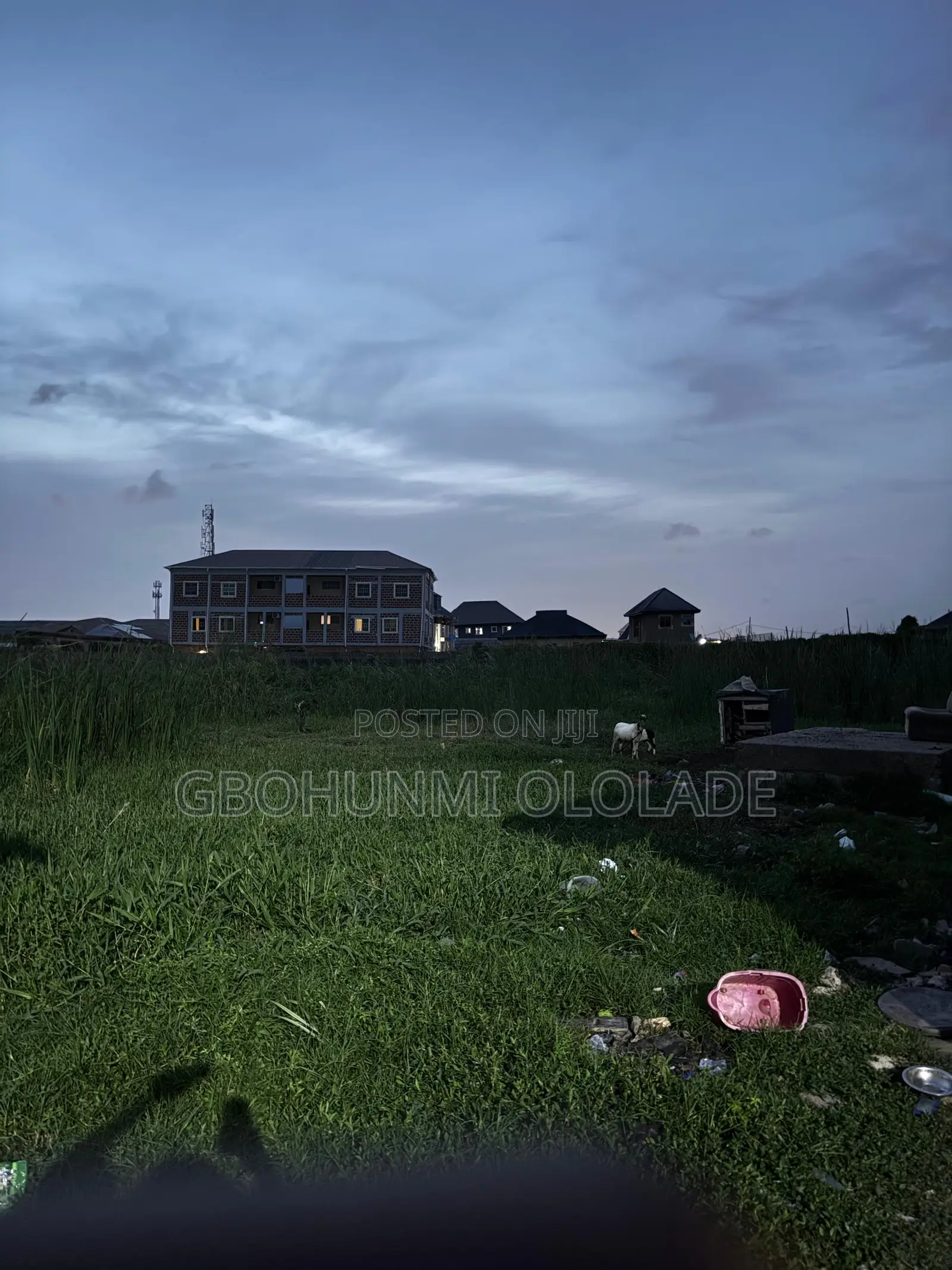 For Sale 2 Plots of Land at Oworoshoki, Price: ₦70 Million in Oworonshoki / Shomolu