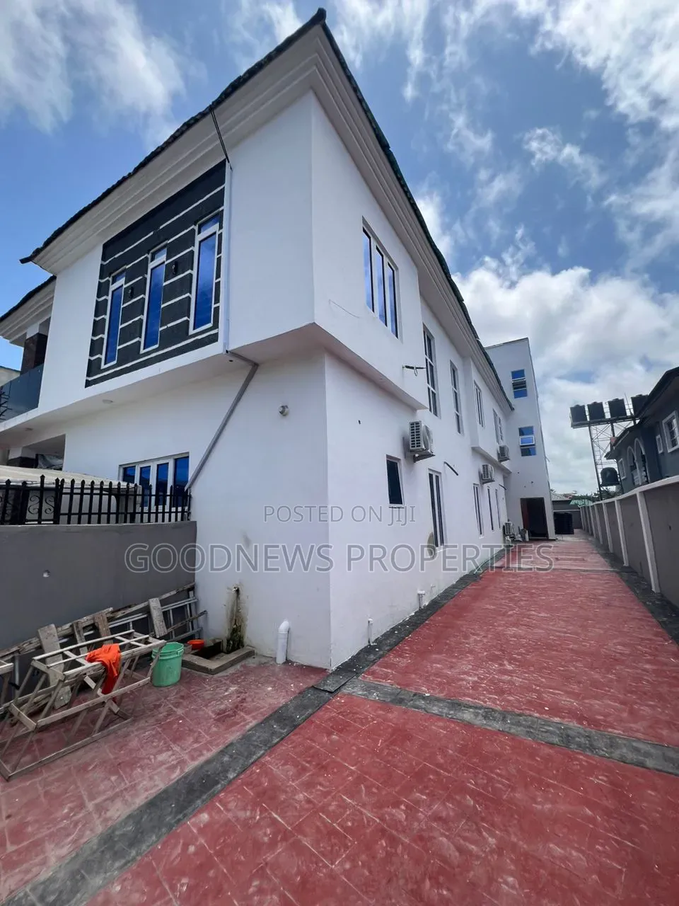 2bdrm Apartment in Mobile Roads, Ilaje for rent in Ilaje