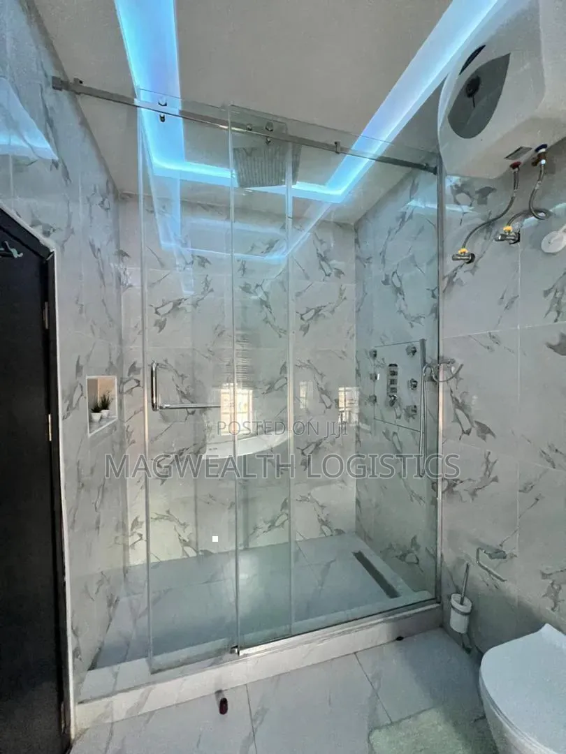 Furnished 6bdrm Duplex in Idu Industrial for sale in Idu Industrial