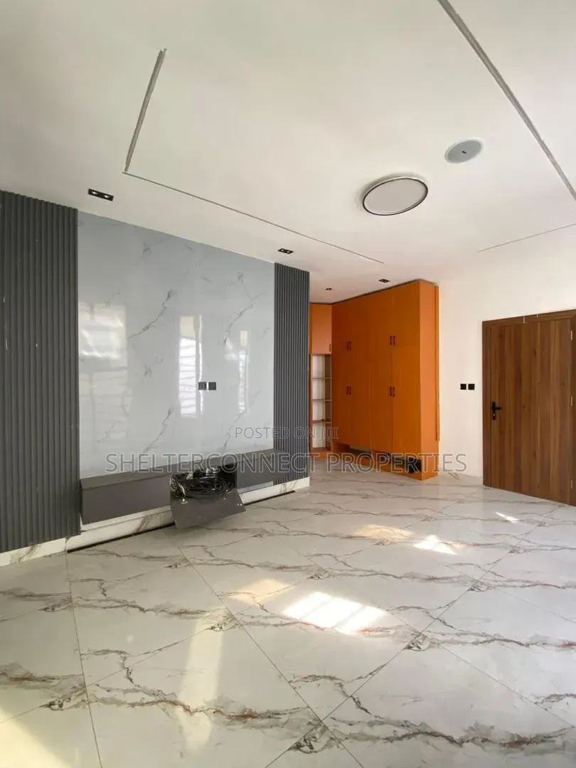 4bdrm Duplex in Sangotedo for sale in Sangotedo