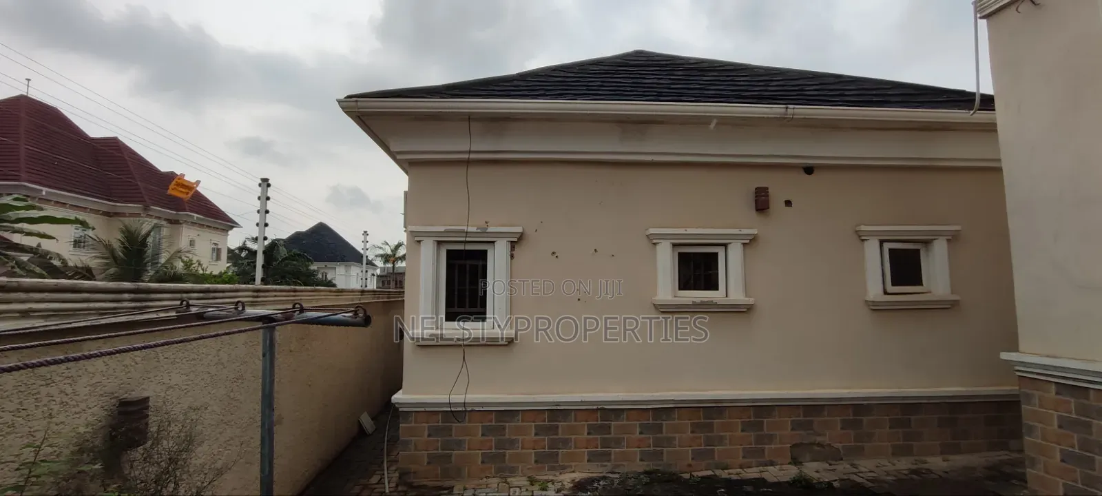 Mini Flat in Efab Metropolis, Karsana for rent in Karsana