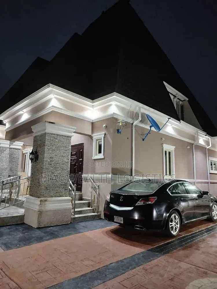 5bdrm Penthouse in Wasa for sale in Wasa