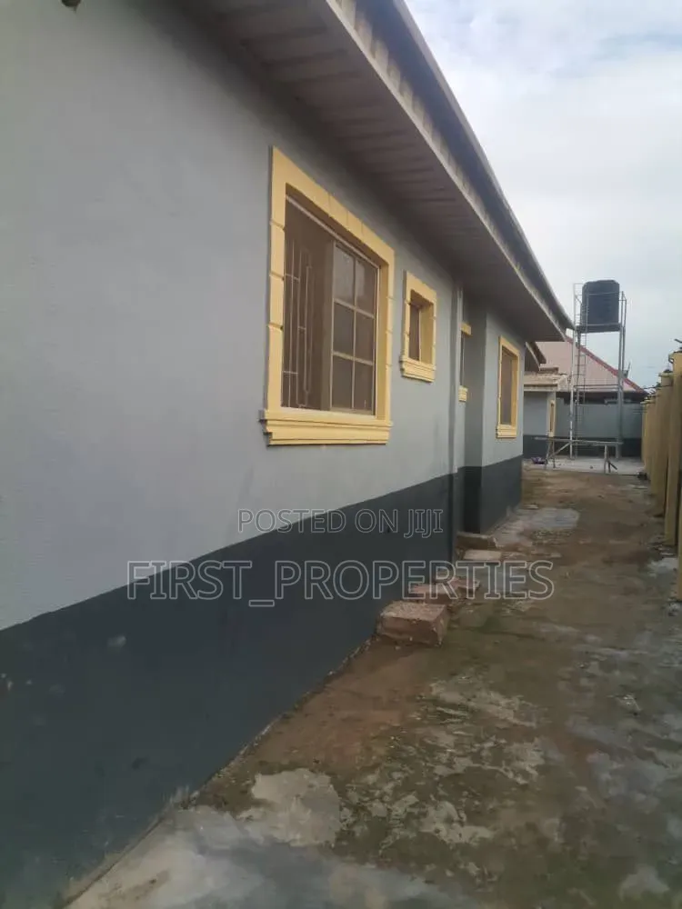Furnished 3bdrm Bungalow in Brown Gate Oluyole, Ibadan for rent in Ibadan