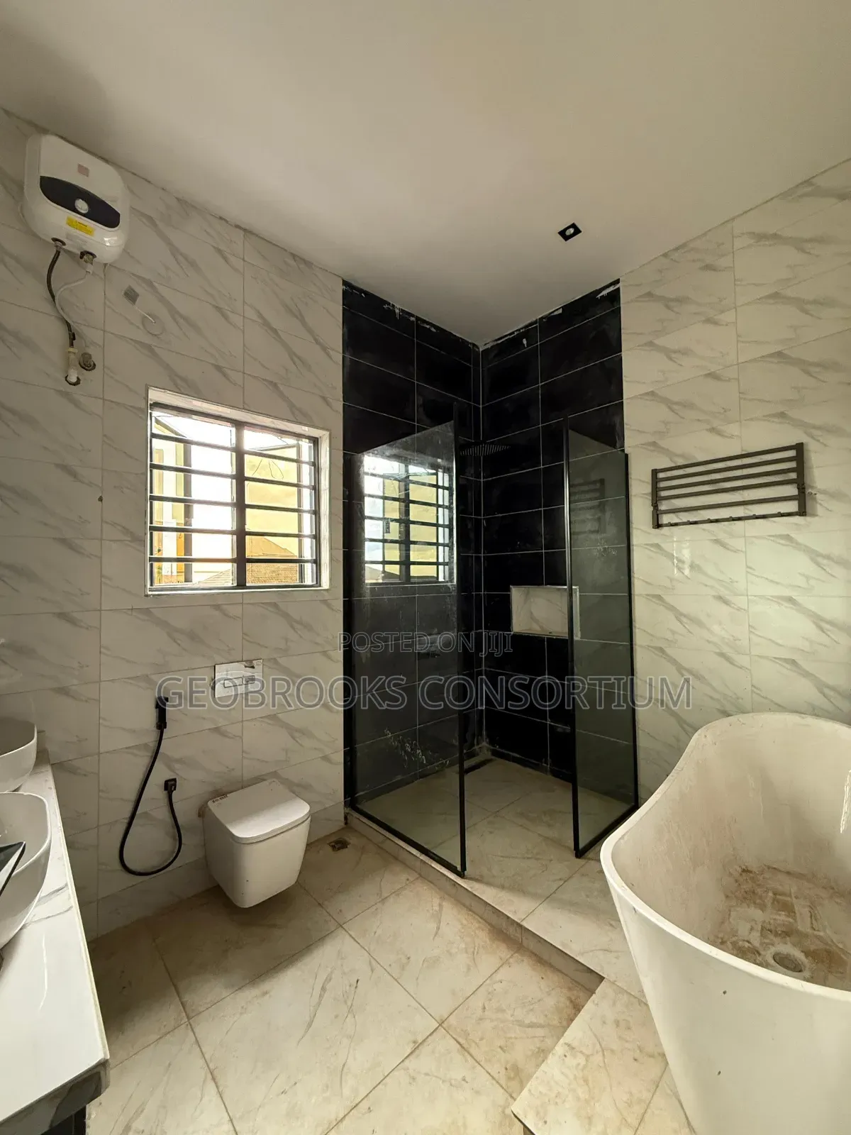 4bdrm Duplex in Oke'Badan Estate, Akobo for sale in Akobo