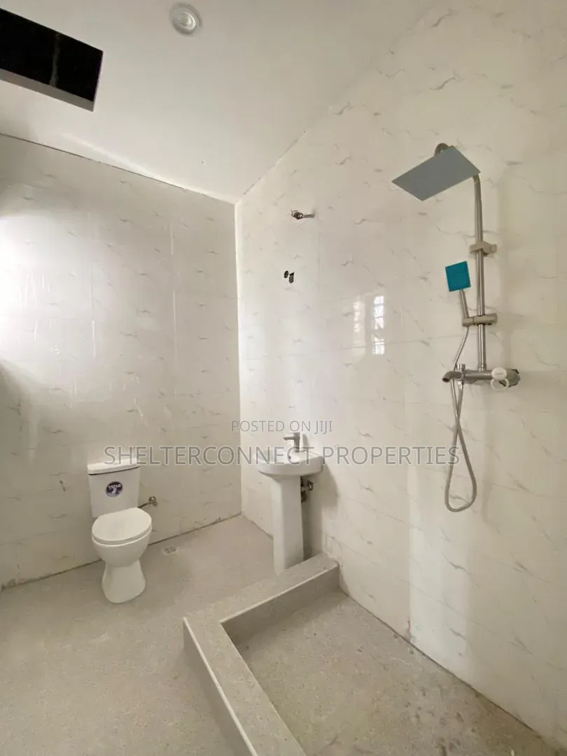 4bdrm Duplex in Abraham Adesanya Estate for sale in Abraham Adesanya Estate