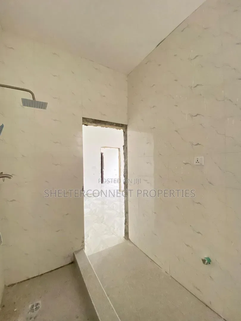 4bdrm Duplex in Abraham Adesanya Estate for sale in Abraham Adesanya Estate
