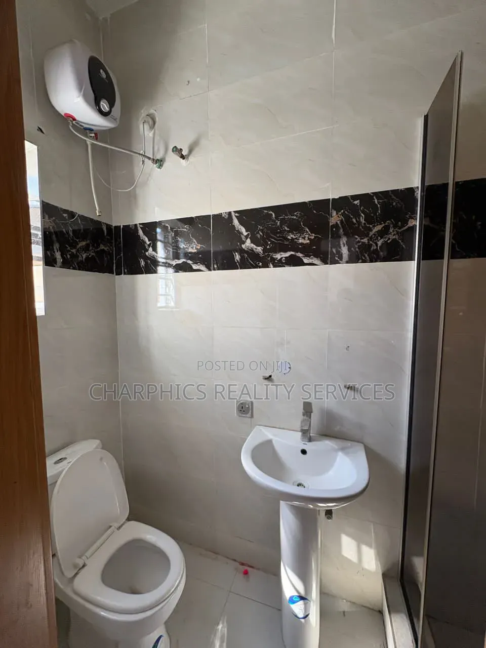 Mini Flat in Lekki Phase 2 for rent in Lekki Phase 2