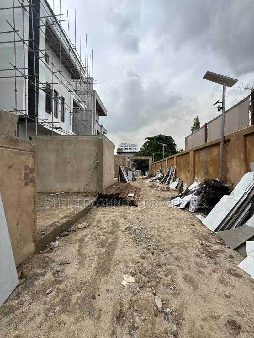 6bdrm Duplex in Victoria Island Extension for sale in Victoria Island Extension
