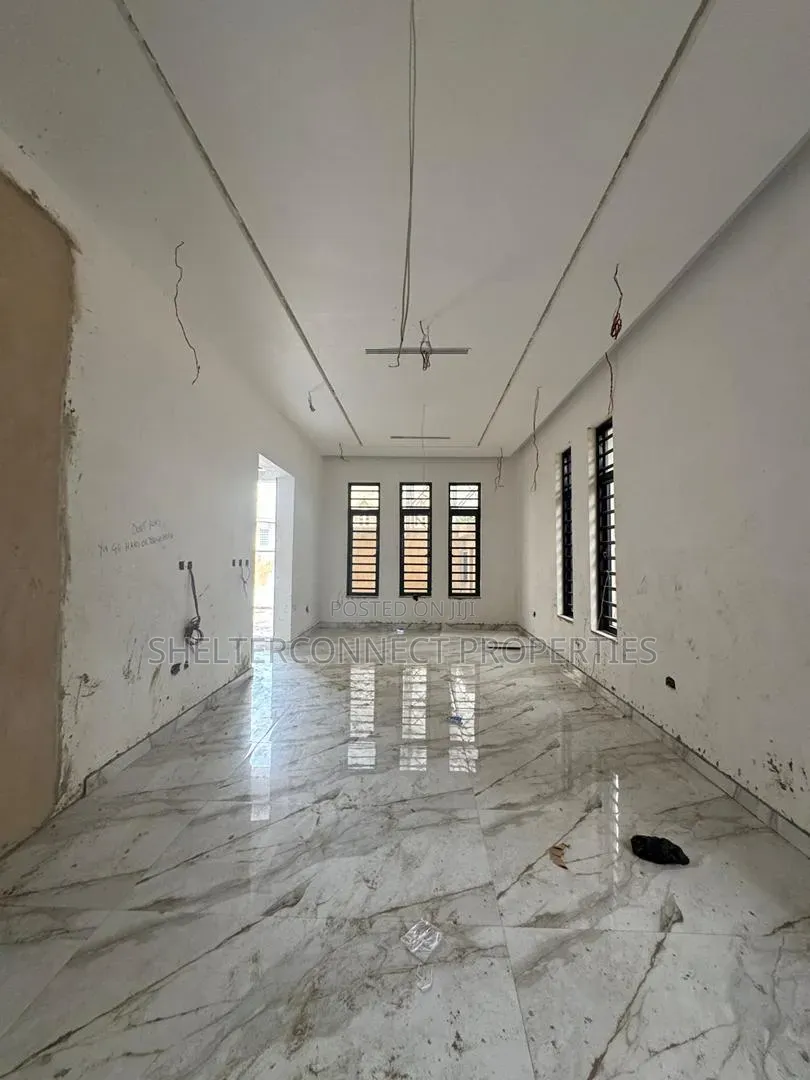 6bdrm Duplex in Victoria Island Extension for sale in Victoria Island Extension