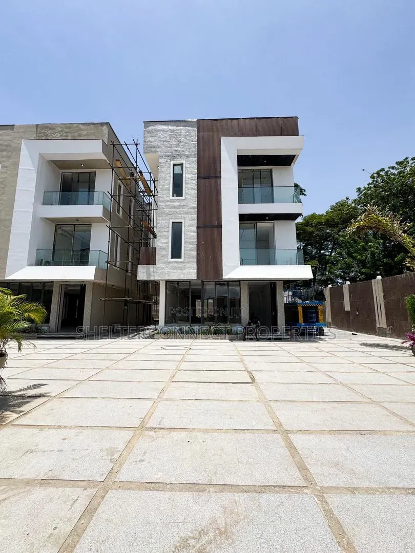5bdrm Duplex in Ikoyi S.W for sale in Ikoyi S.W