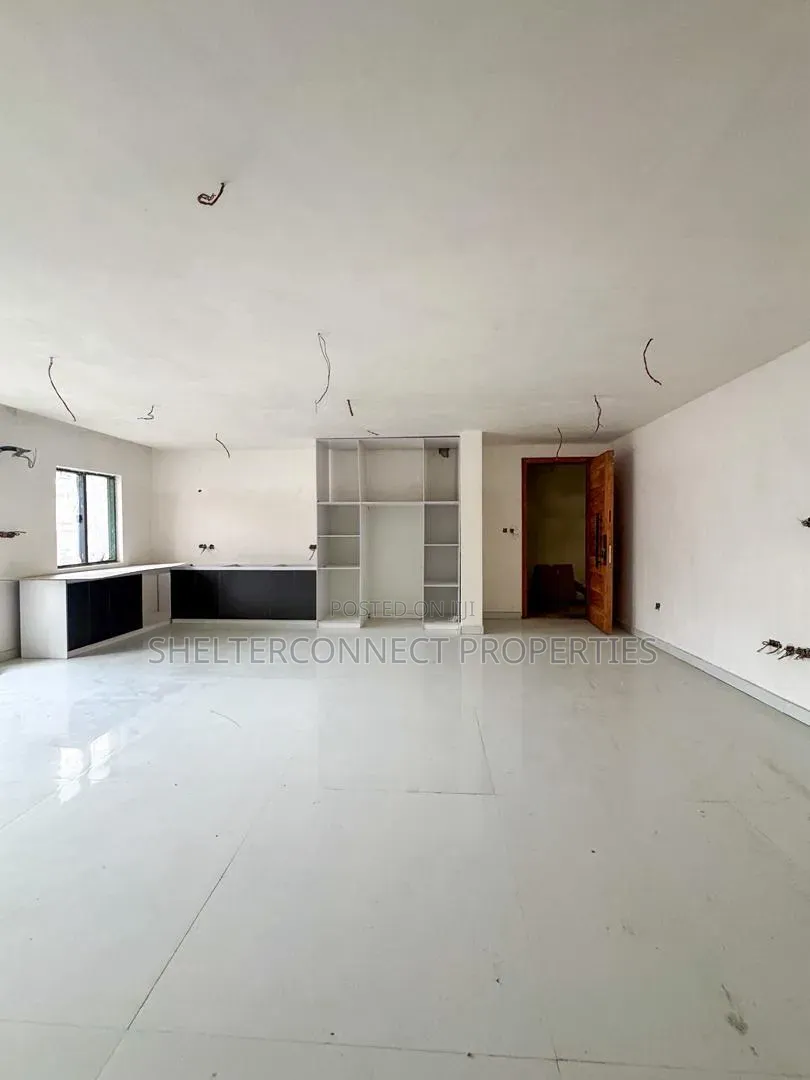 2bdrm Apartment in Victoria Island Extension for sale in Victoria Island Extension