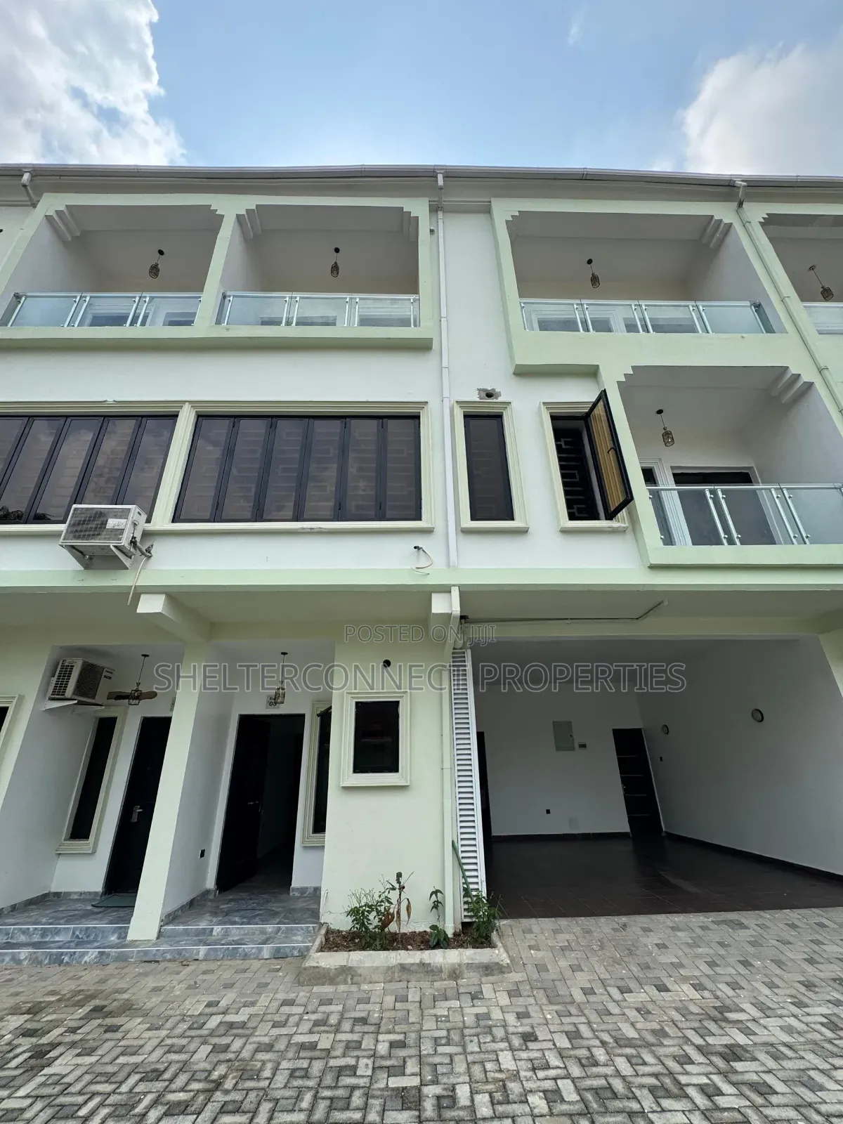 4bdrm Duplex in Ikoyi S.W for sale in Ikoyi S.W