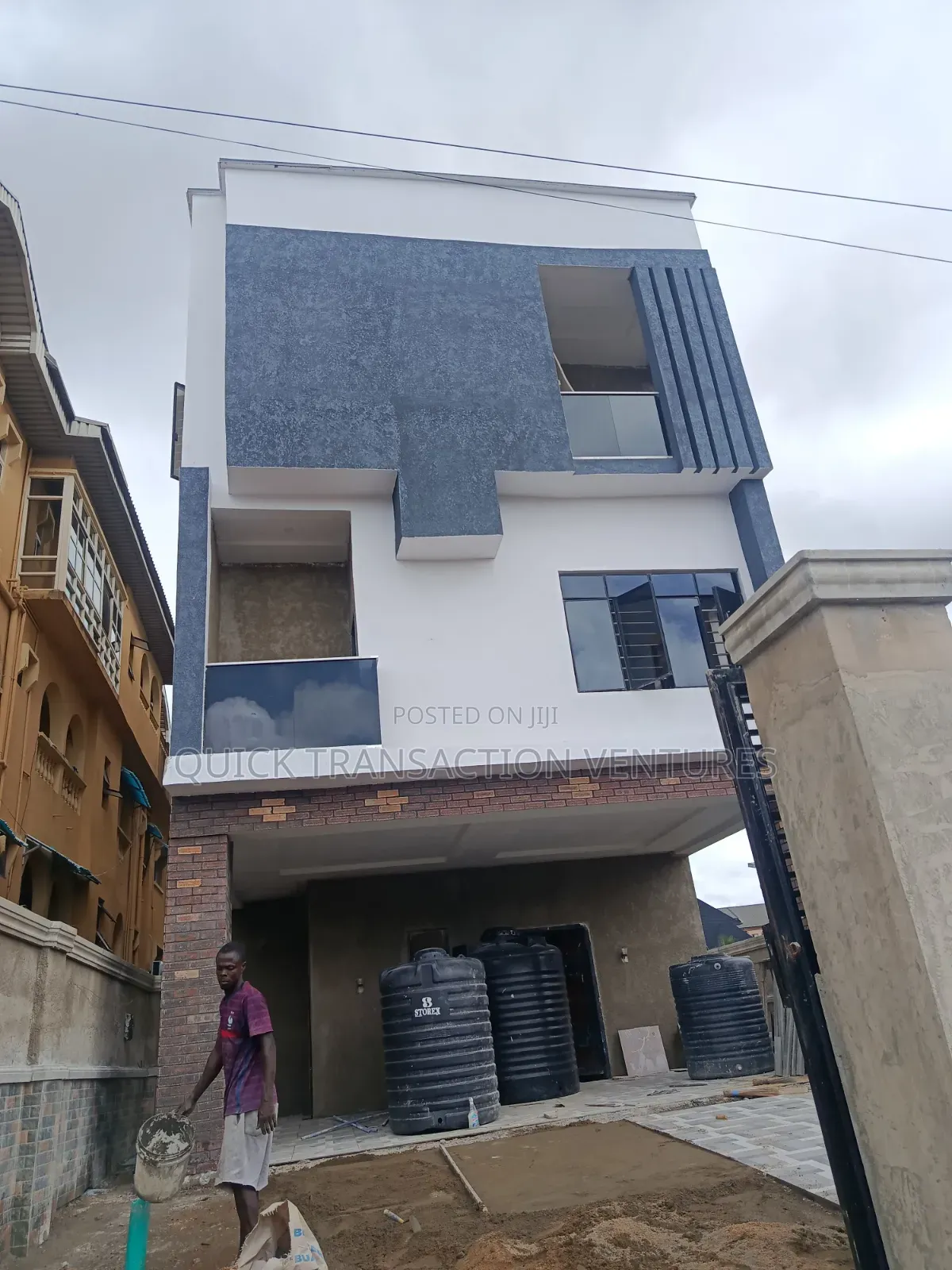 5bdrm Duplex in Parkveiw Estate, Okota for rent in Okota