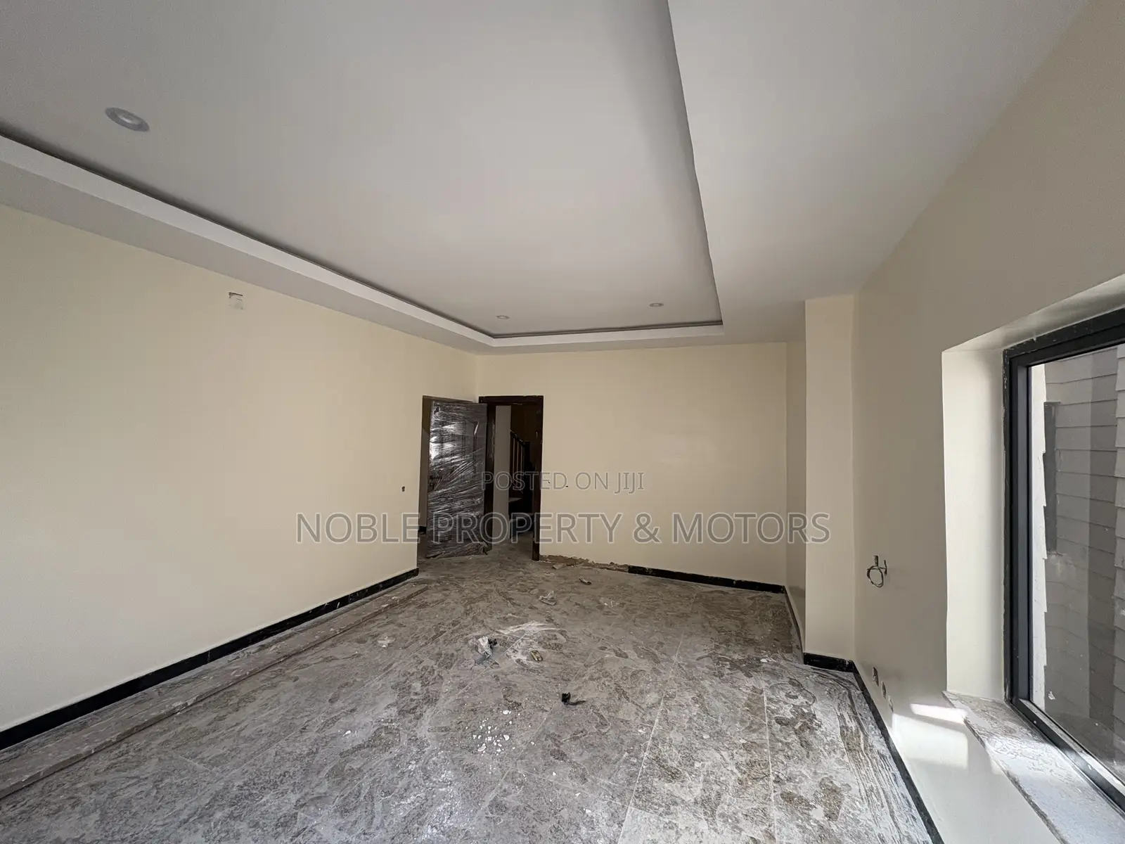 5bdrm Townhouse/Terrace in Wuye for sale in Wuye