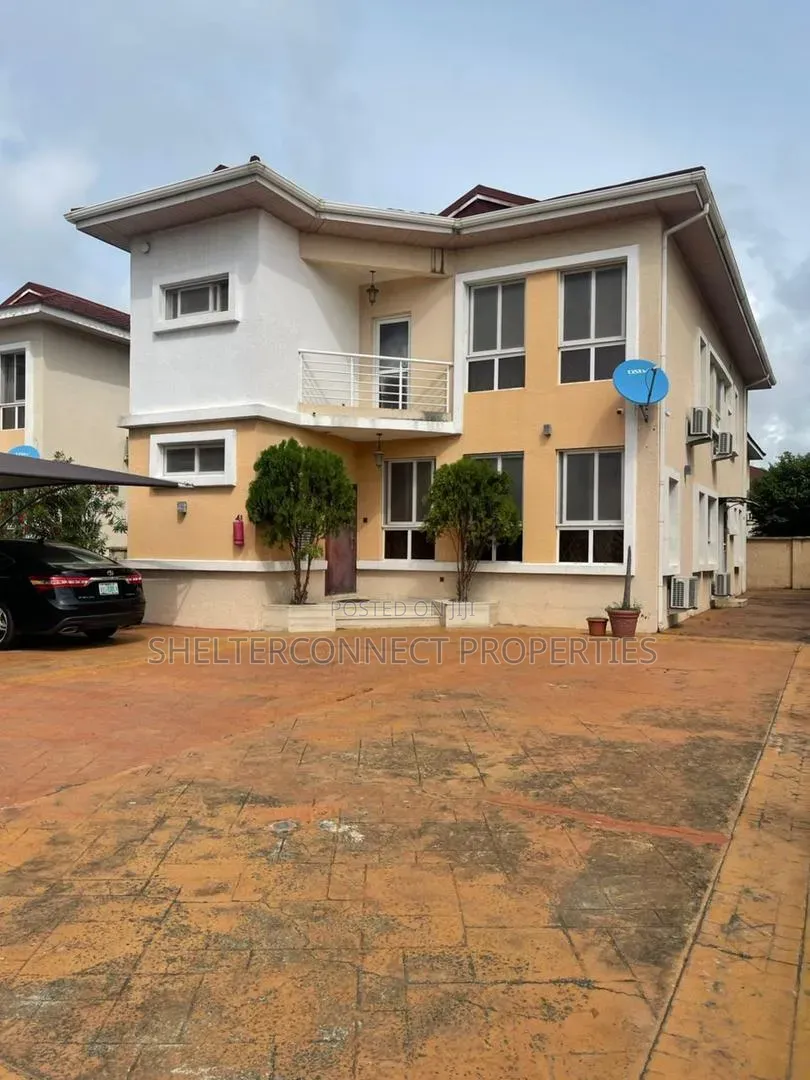 4bdrm Duplex in Osapa london for rent in Osapa london