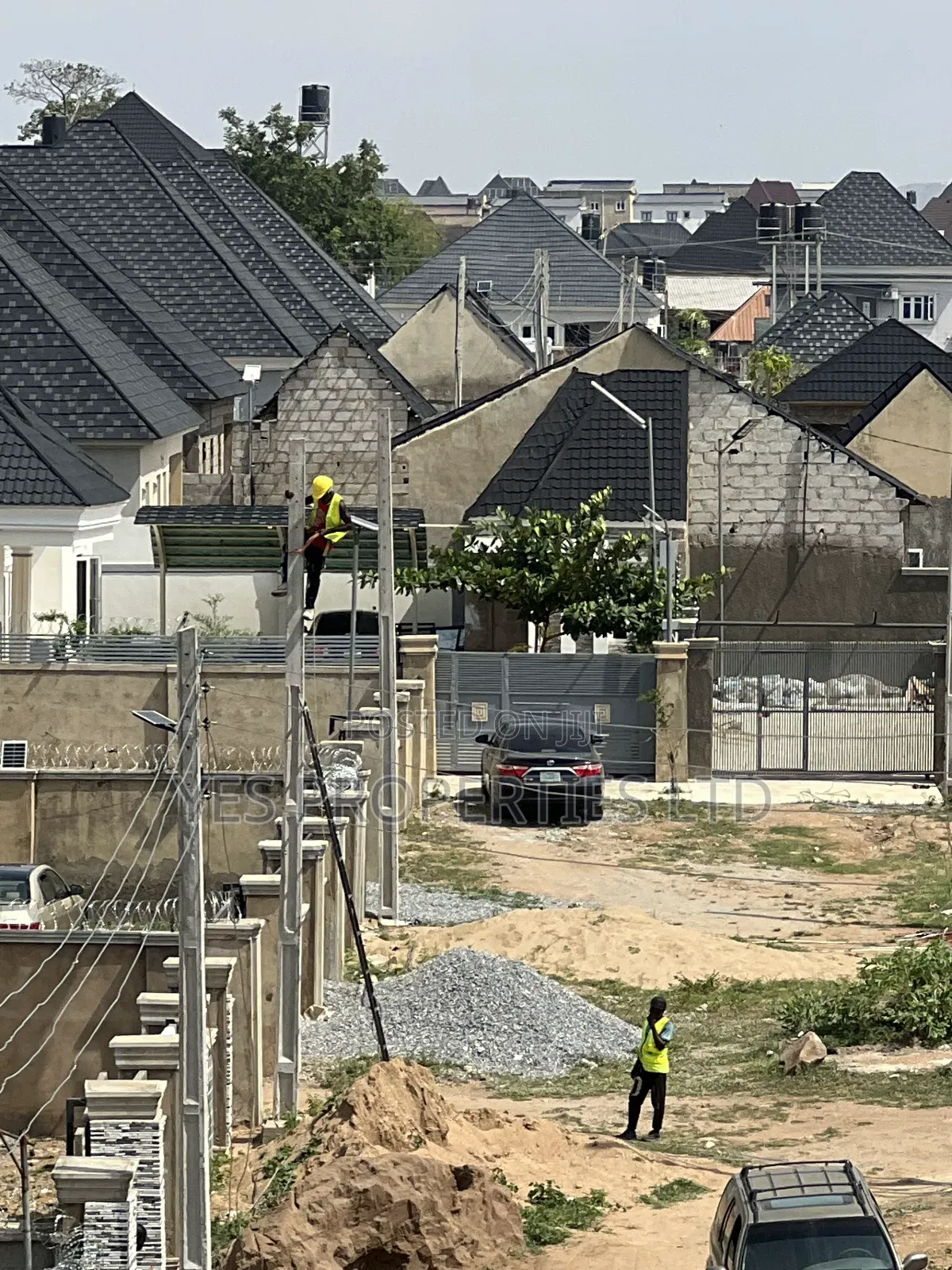 Bungalow or Penthouse Plot Available in Lugbe District