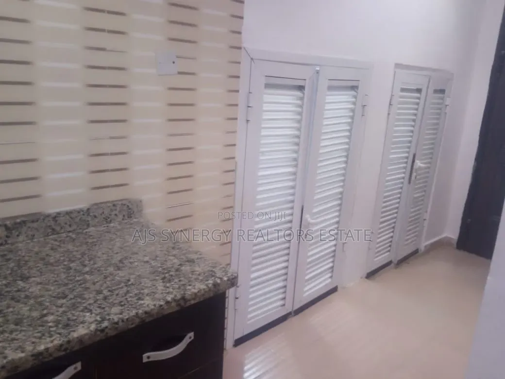 3bdrm Duplex in Ologolo for rent in Ologolo
