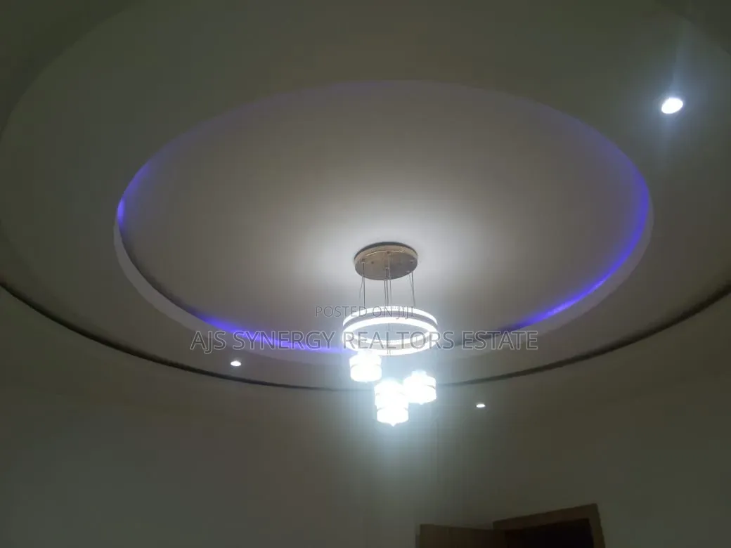 3bdrm Duplex in Ologolo for rent in Ologolo