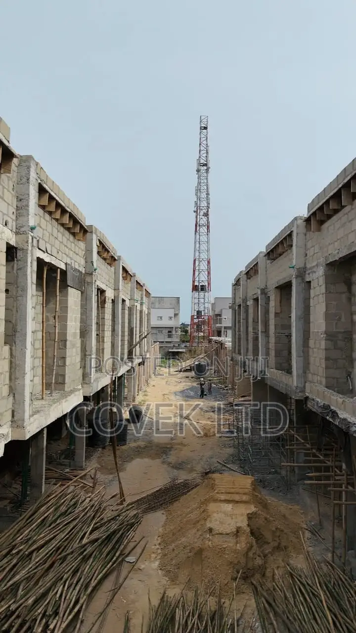 4bdrm Townhouse/Terrace In Creeklane Estate, Osapa London For Sale in Osapa london