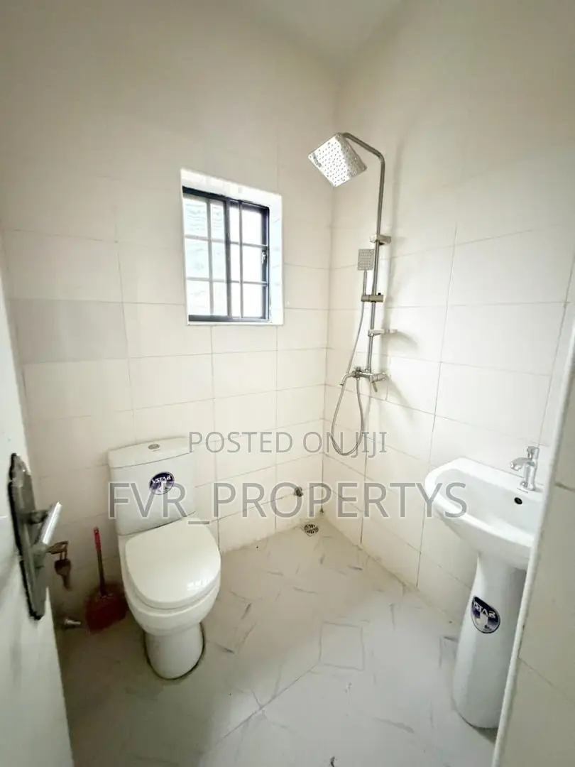 1bdrm Shared Apartment in Ikota for rent in Ikota