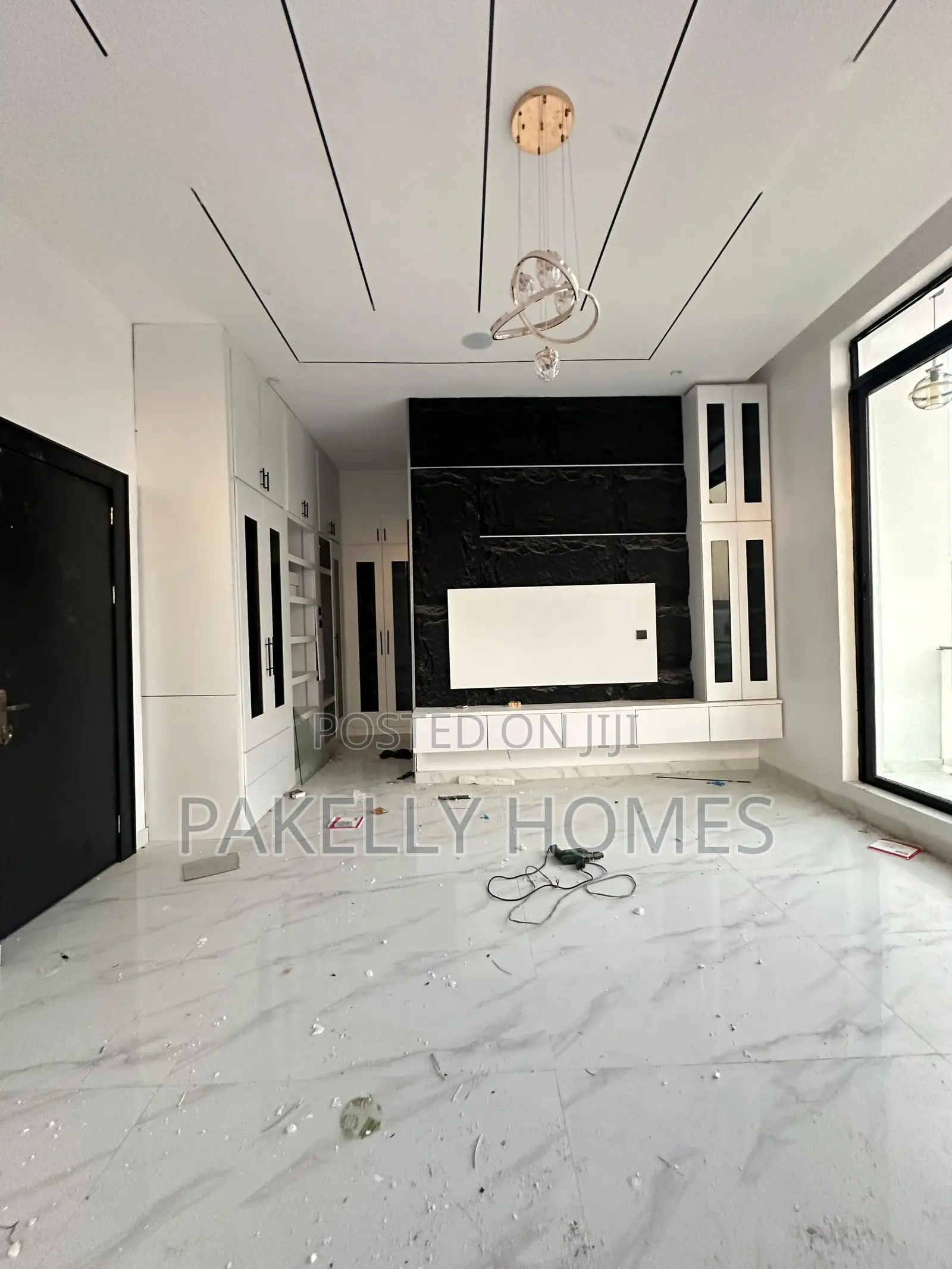 Spacious Luxury 4 Bedroom Fully Detached Duplex in Off Lekki-Epe Expressway