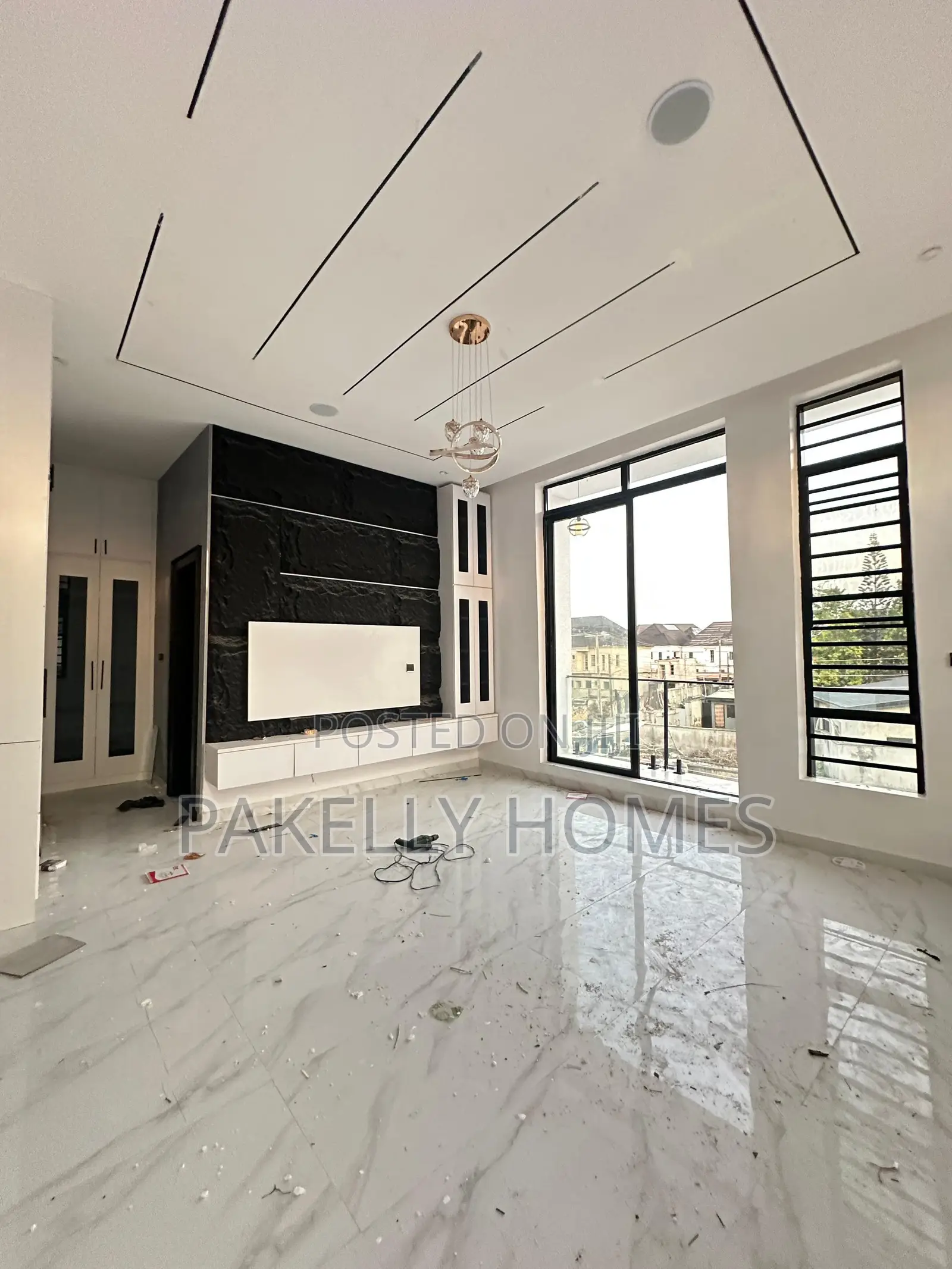 Spacious Luxury 4 Bedroom Fully Detached Duplex in Off Lekki-Epe Expressway