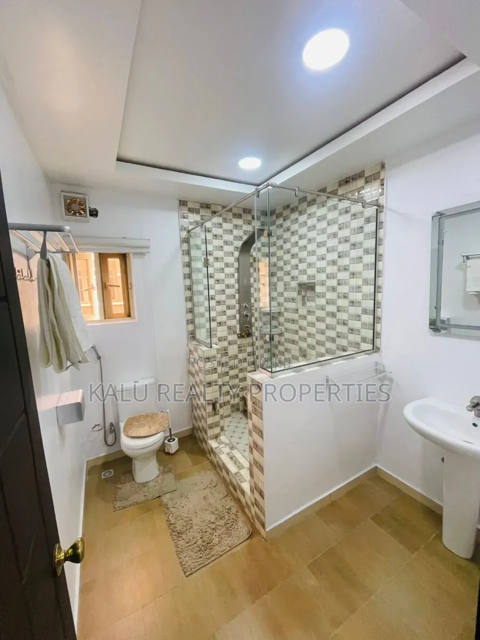 Luxurious 5 Bedroom Detached Duplex With Excellent Facilities in Abraham Adesanya Estate